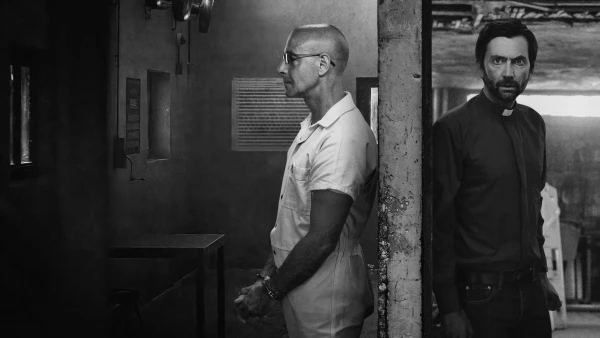 Người Sau Song Sắt - Inside Man